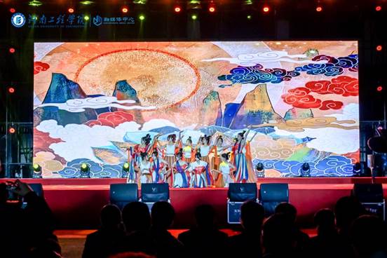 CDQ_7225-opq3975515998